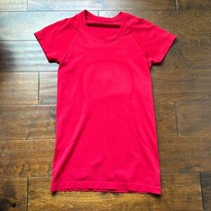 Lululemon Swiftly Tech